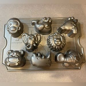 Nordic Ware Zoo Friends Animals Aluminum Cake Muffin Baking Pan 3 Cups